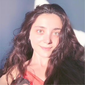 Meet your Posher, Yagmur selen